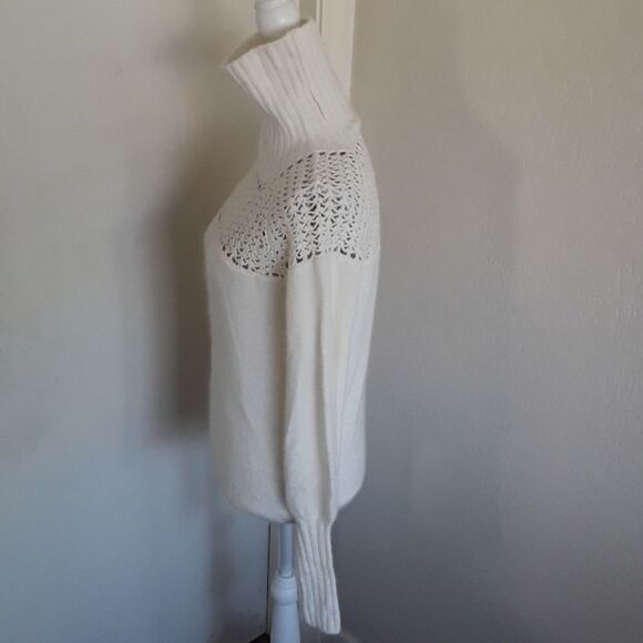 Kenneth Cole Casual Mock Neck Feminine Design Modern Office Work Sweater - Picture 5 of 8